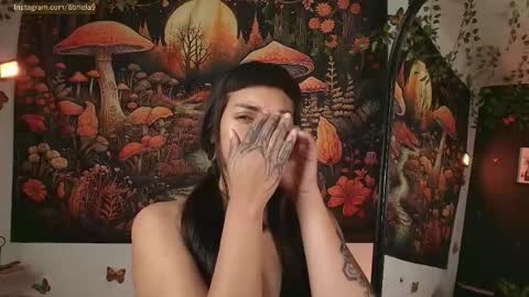 B R I E L A  online show from April 29, 7:53 pm