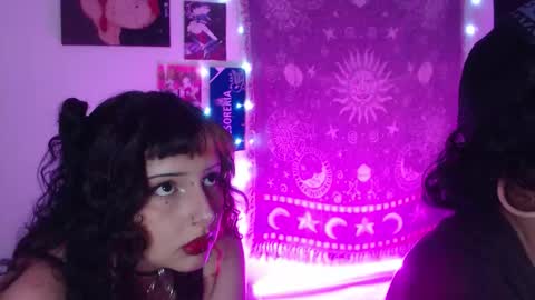 Snapshot of 6mey6mey6 chatting on December 3, 3:47 am 6mey6mey6 online show from December 3, 3:47 am