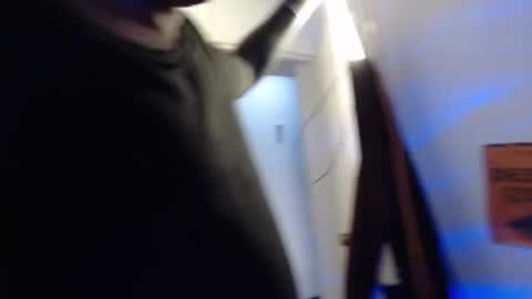 Snapshot of 6mey6mey6 chatting on February 11, 10:37 pm 6mey6mey6 online show from February 11, 10:37 pm