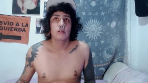 Snapshot of 6mey6mey6 chatting on February 20, 11:27 pm 6mey6mey6 online show from February 20, 11:27 pm