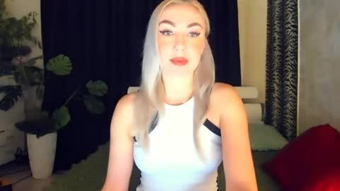 Snapshot of 6noangel66 chatting on May 2, 1:21 am SABOTAGE online show from May 2, 1:21 am
