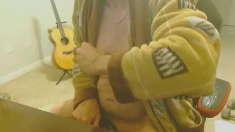 6stringer62 online show from February 6, 8:07 am