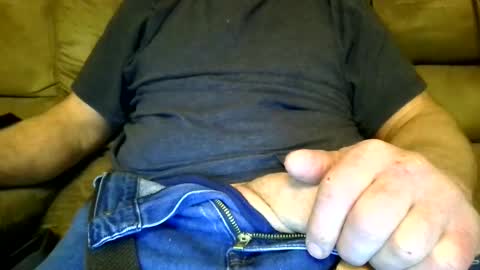 Snapshot of 73bddfm chatting on February 18, 12:17 am 73bddfm online show from February 18, 12:17 am