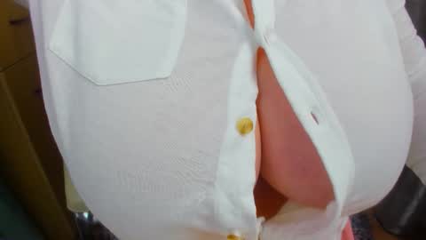 Brendi online show from December 18, 9:48 am