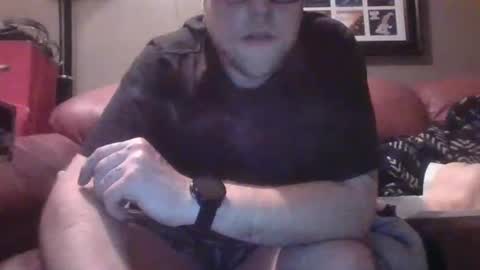 Snapshot of 7inchking269 chatting on February 27, 9:31 am 7inchking269 online show from February 27, 9:31 am