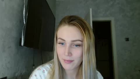 Snapshot of 7melania chatting on September 19, 5:24 pm 7melania online show from September 19, 5:24 pm