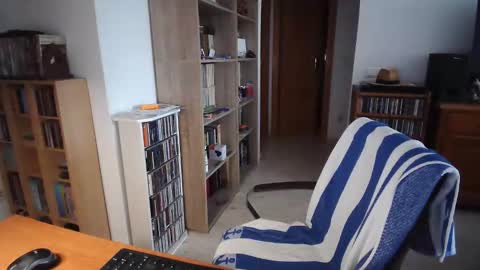  Papi  online show from December 16, 10:42 am