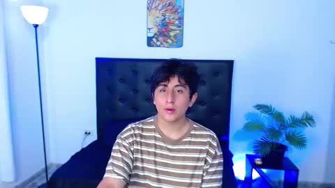 zyan online show from December 1, 2:44 pm