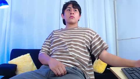 zyan online show from December 19, 9:11 pm