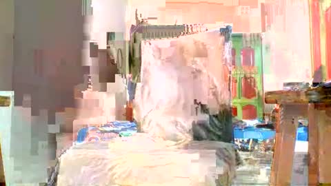 Snapshot of 8inchesedge chatting on January 13, 6:24 pm 8inchesedge online show from January 13, 6:24 pm