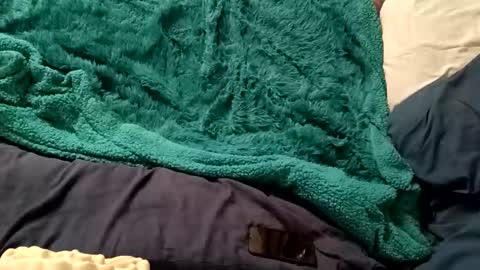 8intenn online show from February 19, 9:38 am