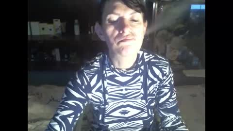 Snapshot of 8mistress8 chatting on May 8, 6:46 pm 8MISTRESS8 online show from May 8, 6:46 pm