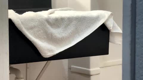 Selfsuckboi online show from May 1, 11:04 am