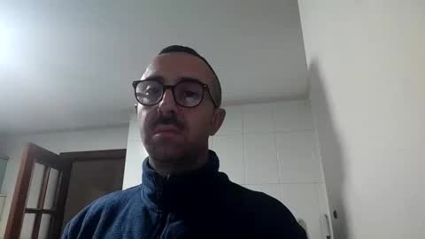 Snapshot of 90gonzalo chatting on January 9, 11:17 pm 90gonzalo online show from January 9, 11:17 pm