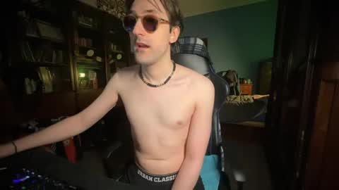 Snapshot of 91stefisexy91 chatting on January 5, 3:02 pm 91stefisexy91 online show from January 5, 3:02 pm