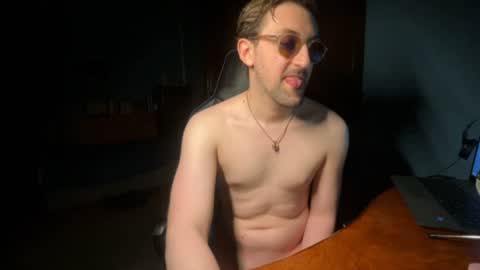 91stefisexy91 online show from June 16, 10:45 pm