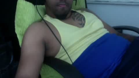 Snapshot of 9inchhammer chatting on December 16, 12:48 am 9inchhammer online show from December 16, 12:48 am