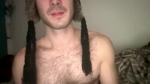 9thislandd online show from February 24, 5:33 pm