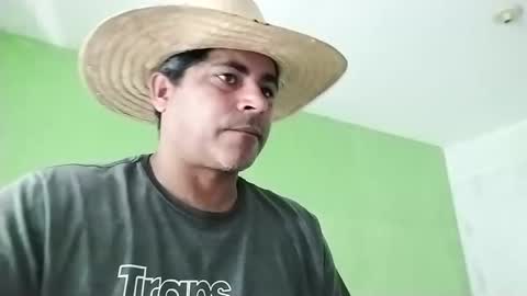 Snapshot of 9vinhocamshow chatting on January 6, 11:51 am 9vinhocamshow online show from January 6, 11:51 am