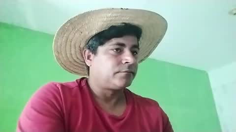 Snapshot of 9vinhocamshow chatting on January 10, 2:02 pm 9vinhocamshow online show from January 10, 2:02 pm