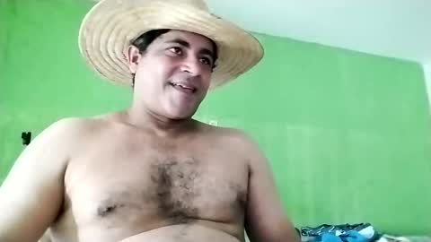 Snapshot of 9vinhocamshow chatting on January 19, 4:14 pm 9vinhocamshow online show from January 19, 4:14 pm