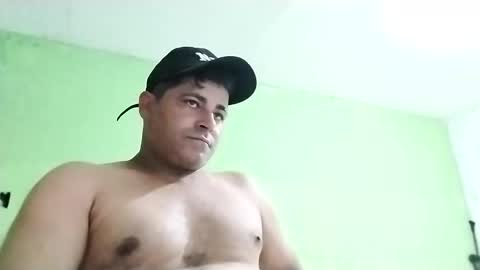 Snapshot of 9vinhocamshow chatting on March 7, 10:54 pm 9vinhocamshow online show from March 7, 10:54 pm