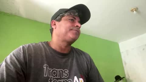 Snapshot of 9vinhocamshow chatting on October 15, 11:54 am 9vinhocamshow online show from October 15, 11:54 am