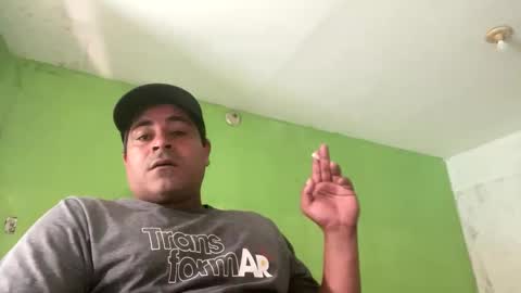 Snapshot of 9vinhocamshow chatting on October 27, 11:14 am 9vinhocamshow online show from October 27, 11:14 am