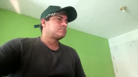 Snapshot of 9vinhocamshow chatting on November 6, 11:11 am 9vinhocamshow online show from November 6, 11:11 am