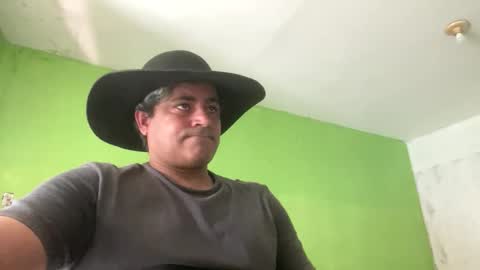 9vinhocamshow online show from November 29, 12:19 pm