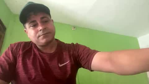 Snapshot of 9vinhocamshow chatting on April 23, 12:29 pm 9vinhocamshow online show from April 23, 12:29 pm