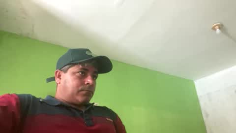 Snapshot of 9vinhocamshow chatting on May 12, 11:29 am 9vinhocamshow online show from May 12, 11:29 am