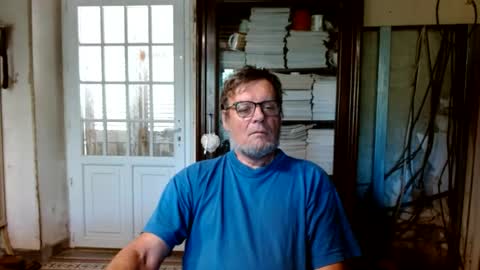 Snapshot of _123_voyeur_ chatting on July 9, 10:41 am _123_voyeur_ online show from July 9, 10:41 am