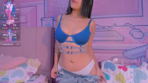 Alice  online show from March 6, 2:41 am