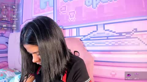 Alice  online show from September 9, 9:25 pm