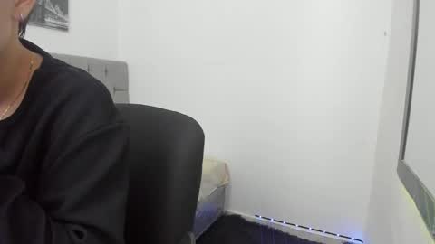 DERECK online show from March 1, 9:33 am