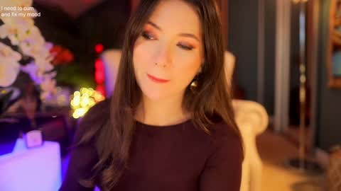 Snapshot of _1s___ chatting on December 19, 3:35 am Sophia online show from December 19, 3:35 am