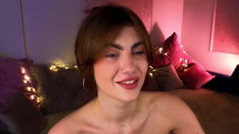 Willow online show from November 18, 9:52 pm