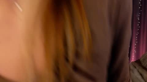 Snapshot of _a_n_n_y_ chatting on February 24, 6:55 am Willow online show from February 24, 6:55 am