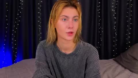 Willow online show from April 5, 9:45 pm