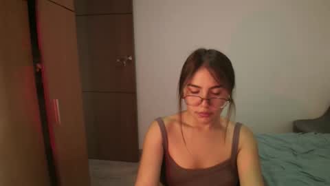 Snapshot of _abbyyyy_ chatting on May 5, 3:53 pm abby 3 online show from May 5, 3:53 pm