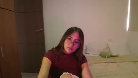 Snapshot of _abbyyyy_ chatting on May 14, 4:14 pm abby 3 online show from May 14, 4:14 pm