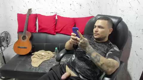 Snapshot of _ace_ventura chatting on July 28, 12:34 pm ---- online show from July 28, 12:34 pm