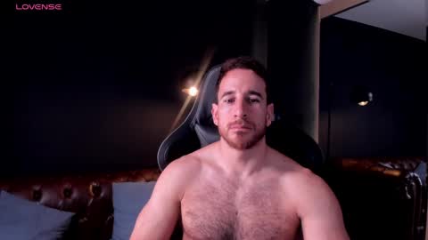 _adamcoper_ online show from April 16, 3:57 pm