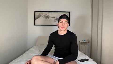 _aesthetic online show from March 1, 8:22 pm