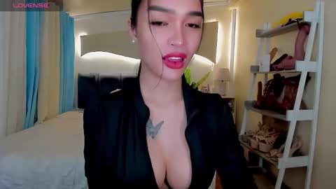 Snapshot of _agatha69_ chatting on February 14, 2:41 am agatha online show from February 14, 2:41 am