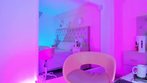 Agatha online show from December 10, 12:39 am