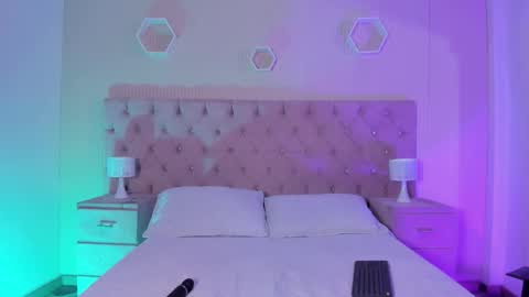 Agatha online show from September 25, 5:33 am