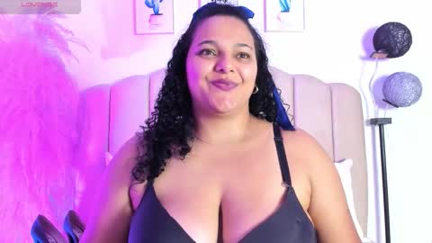 _aithanaa_ online show from February 10, 6:01 pm