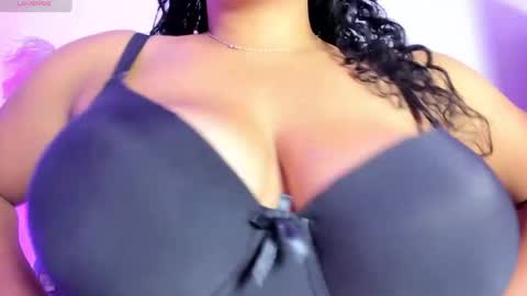 _aithanaa_ online show from April 7, 7:14 pm